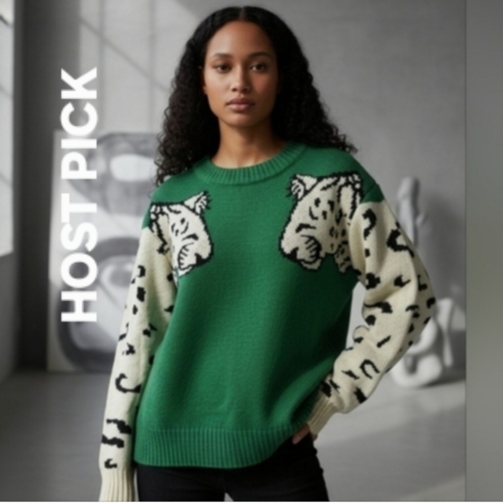 Green White Leopard Cowl Neck Intarsia Knit Sweater EUC